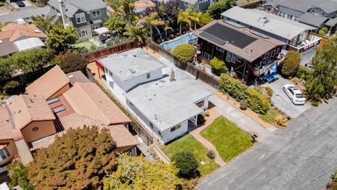 Tiny photo for 207 Kingsbury Drive, APTOS, CA 95003 (MLS # ML82053227)
