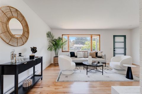 Tiny photo for 207 Kingsbury Drive, APTOS, CA 95003 (MLS # ML82053227)