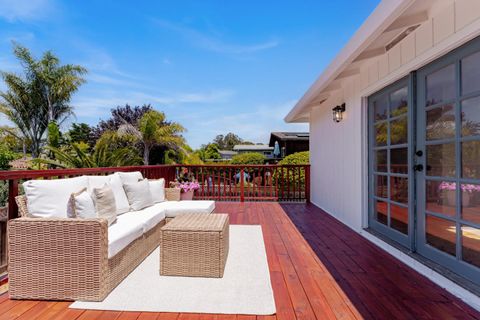 Tiny photo for 207 Kingsbury Drive, APTOS, CA 95003 (MLS # ML82053227)
