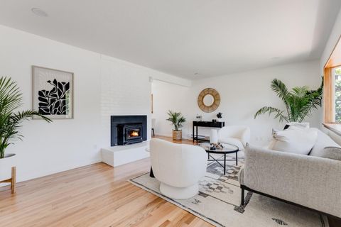Tiny photo for 207 Kingsbury Drive, APTOS, CA 95003 (MLS # ML82053227)