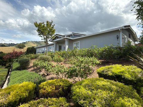 Photo of 9017 Village View Drive, SAN JOSE, CA 95135 (MLS # ML82042675)