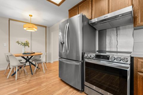 Tiny photo for 4426 Desin Drive, SAN JOSE, CA 95118 (MLS # ML82037579)