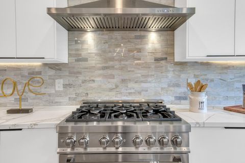 Tiny photo for 1221 Prevost Street, SAN JOSE, CA 95125 (MLS # ML82043996)