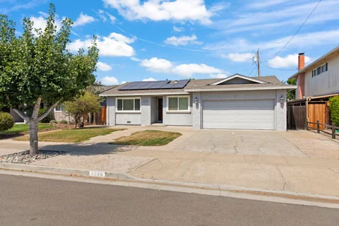 4868 Tonino Drive, San Jose, CA 95136 - #: ML82057841