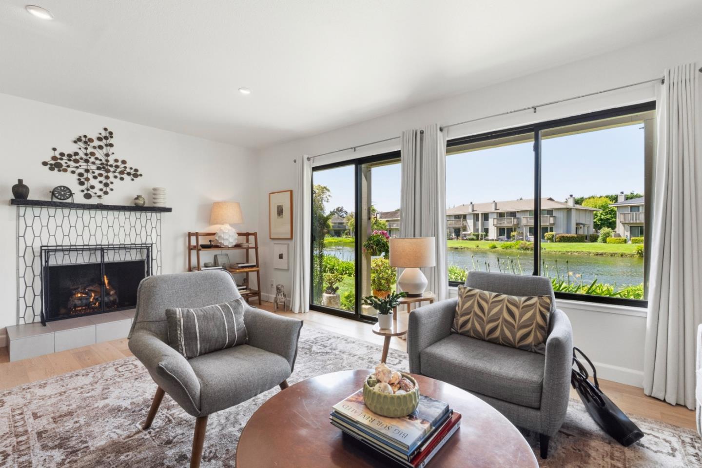 3850 Rio Road 42