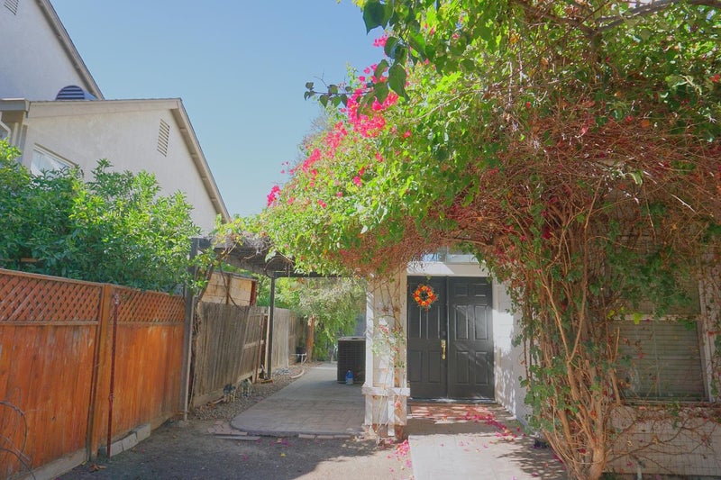 441 De Bord Drive