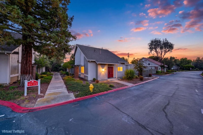 5687 Hollyleaf Lane
