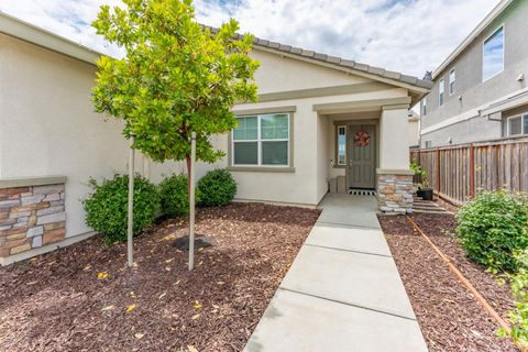 Tiny photo for 9584 Del Seis Drive, SACRAMENTO, CA 95829 (MLS # ML82049359)