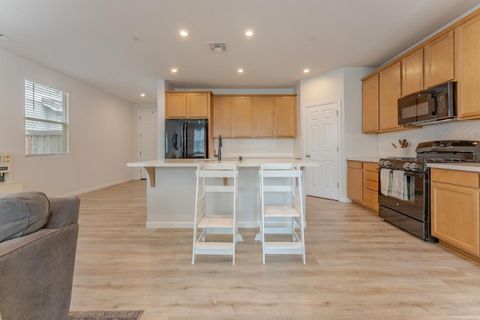 Tiny photo for 9584 Del Seis Drive, SACRAMENTO, CA 95829 (MLS # ML82049359)