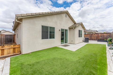Tiny photo for 9584 Del Seis Drive, SACRAMENTO, CA 95829 (MLS # ML82049359)