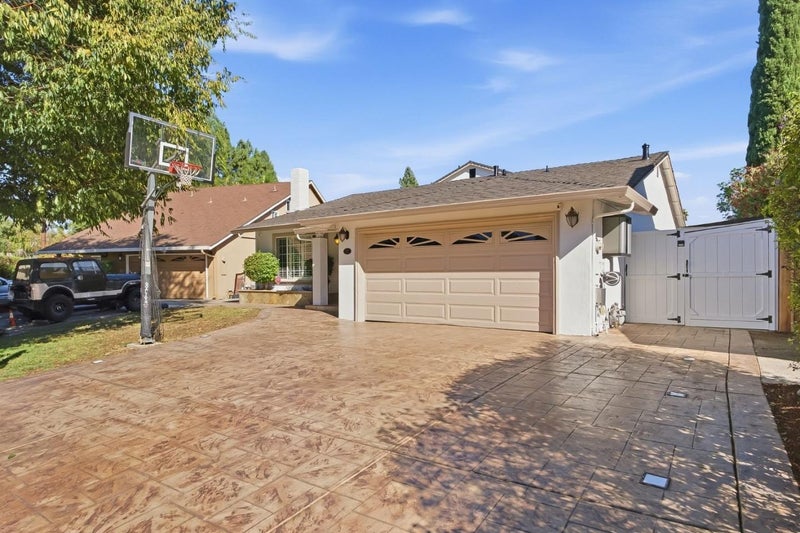 206 Sherry Court