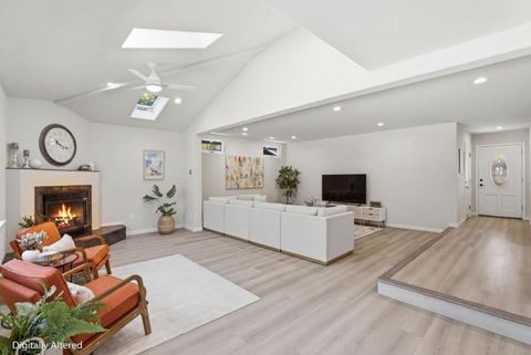 Tiny photo for 200 Cortez Street, Capitola, CA 95010 (MLS # ML82046986)