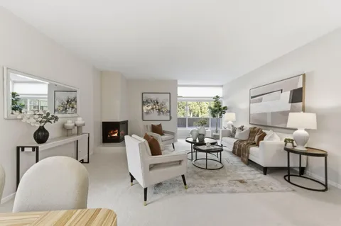 11 Hayward Avenue Unit 1009, San Mateo, CA 94401 - #: ML82036093