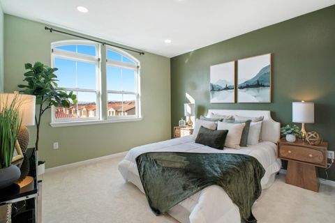 Tiny photo for 49002 Cinnamon Fern Common #402, FREMONT, CA 94539 (MLS # ML82049239)