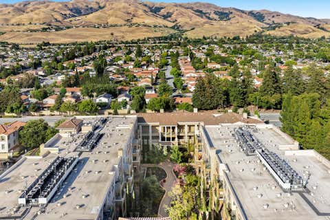 Tiny photo for 49002 Cinnamon Fern Common #402, FREMONT, CA 94539 (MLS # ML82049239)