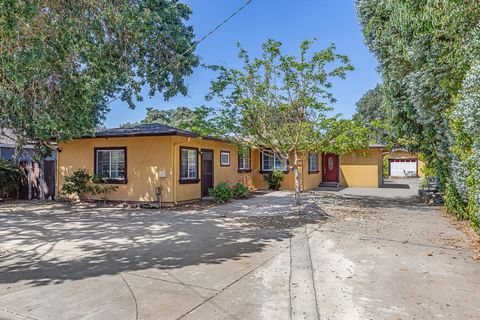 Photo of 13155 Lincoln Avenue, San Martin, CA 95046 (MLS # ML82042808)