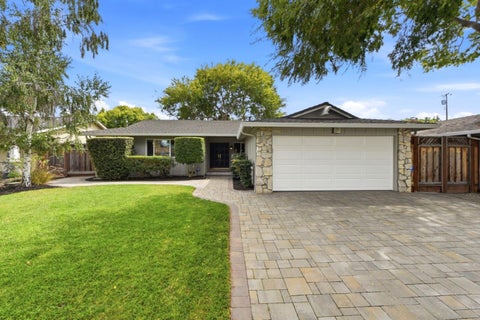 Photo of 3362 Yuba Avenue, SAN JOSE, CA 95117 (MLS # ML82059217)