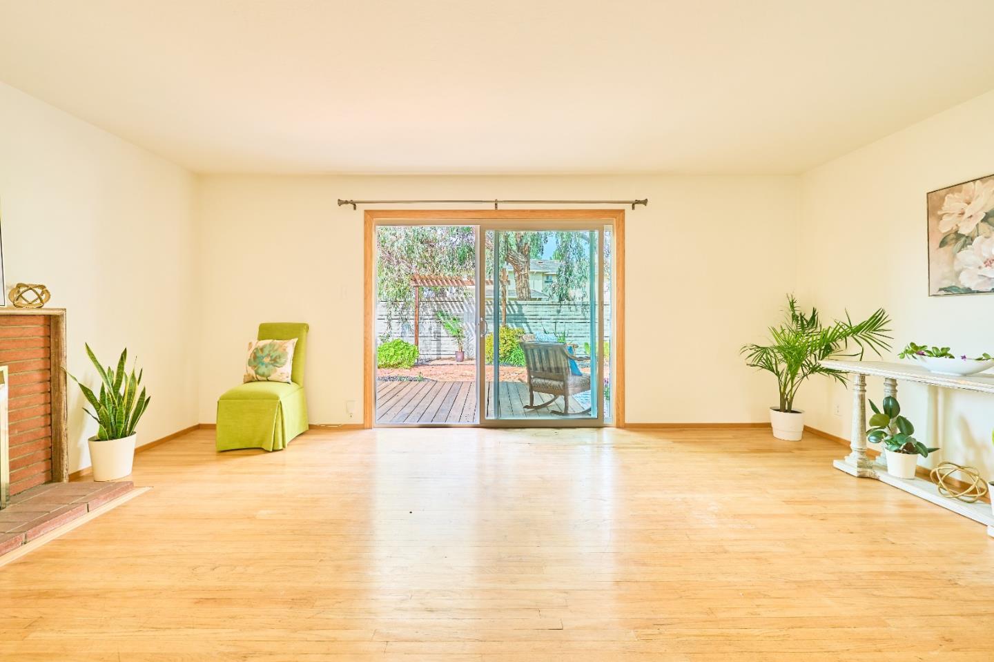 1441 Dentwood Drive