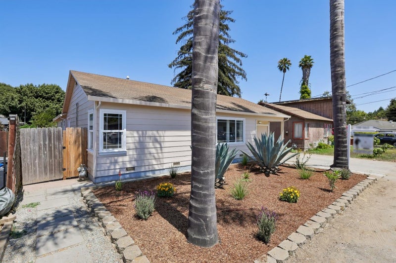 12 Taylor Road