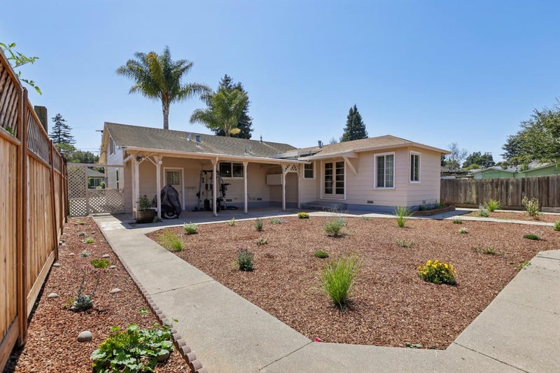12 Taylor Road