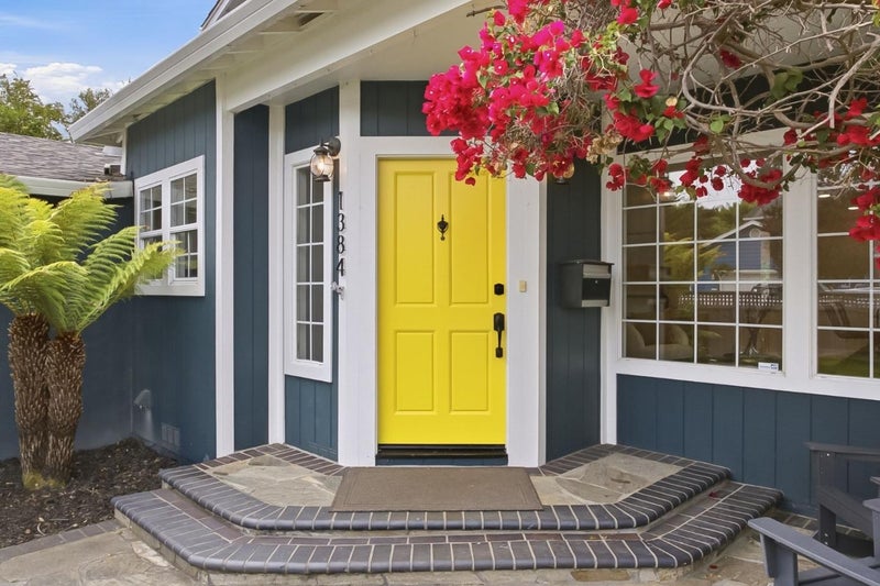 1384 Peralta Road