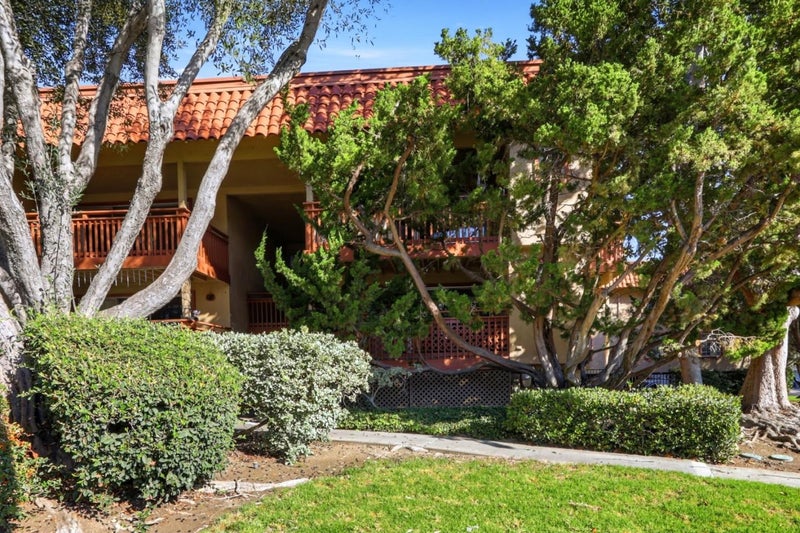 1035 Alta Mira Drive A