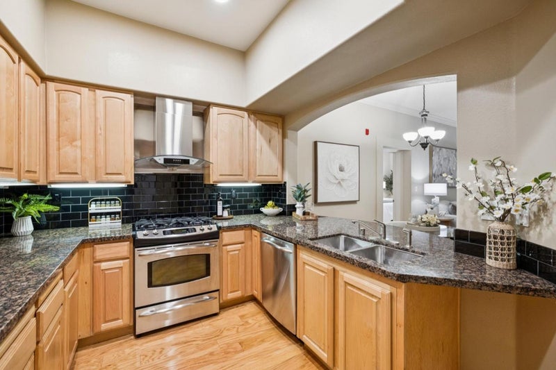 88 South Broadway 2205