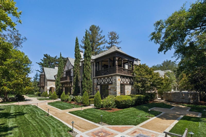 600 Eucalyptus Avenue