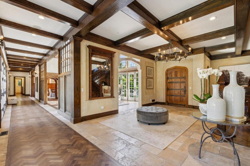 600 Eucalyptus Avenue