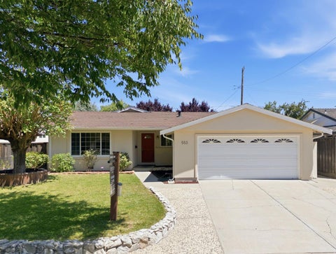 Photo of 553 Shawnee Lane, San Jose, CA 95123 (MLS # ML82052234)