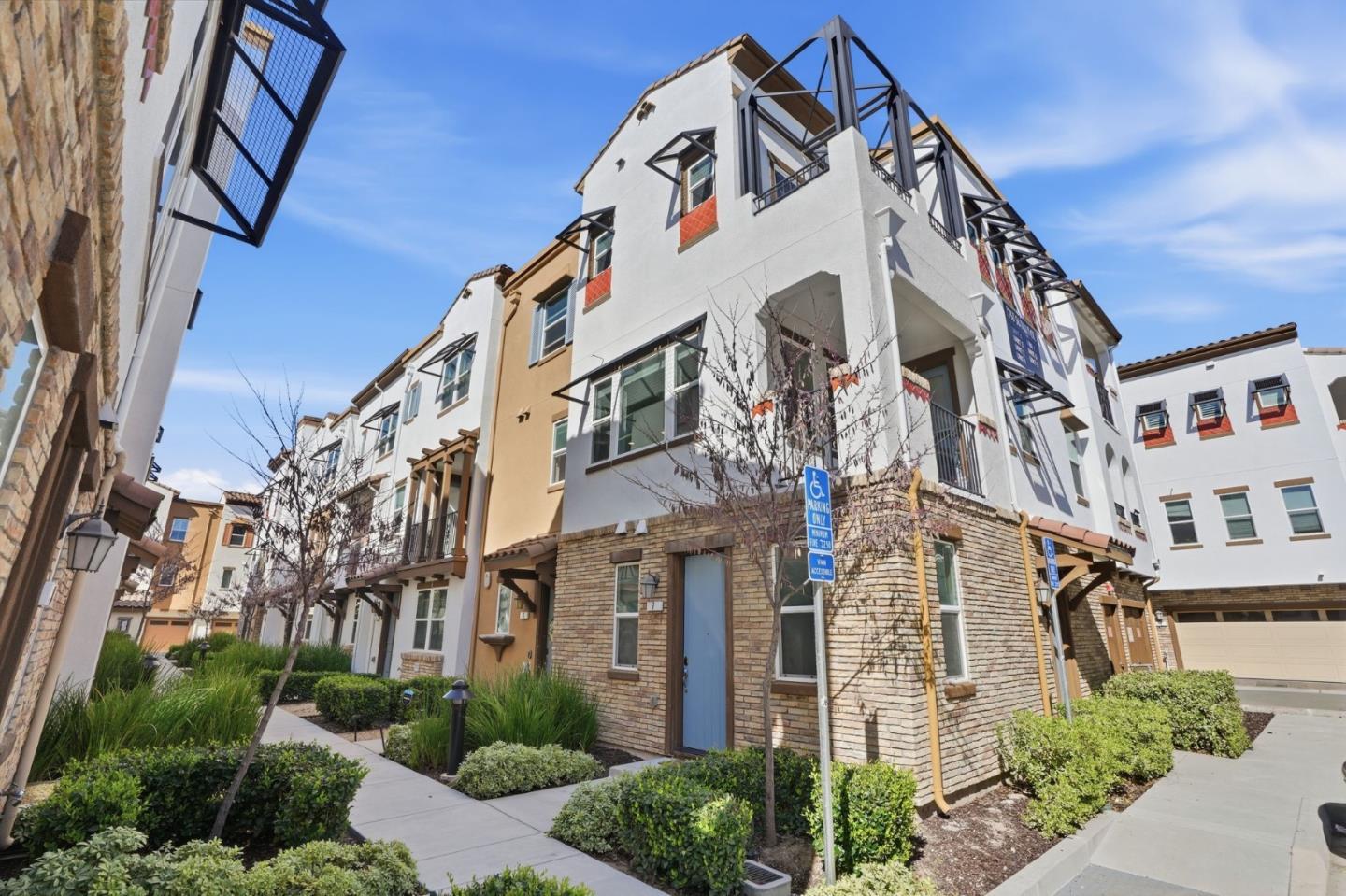 2733 Sorano Court Unit 7