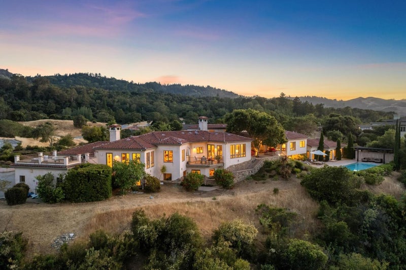 7 Redberry Ridge