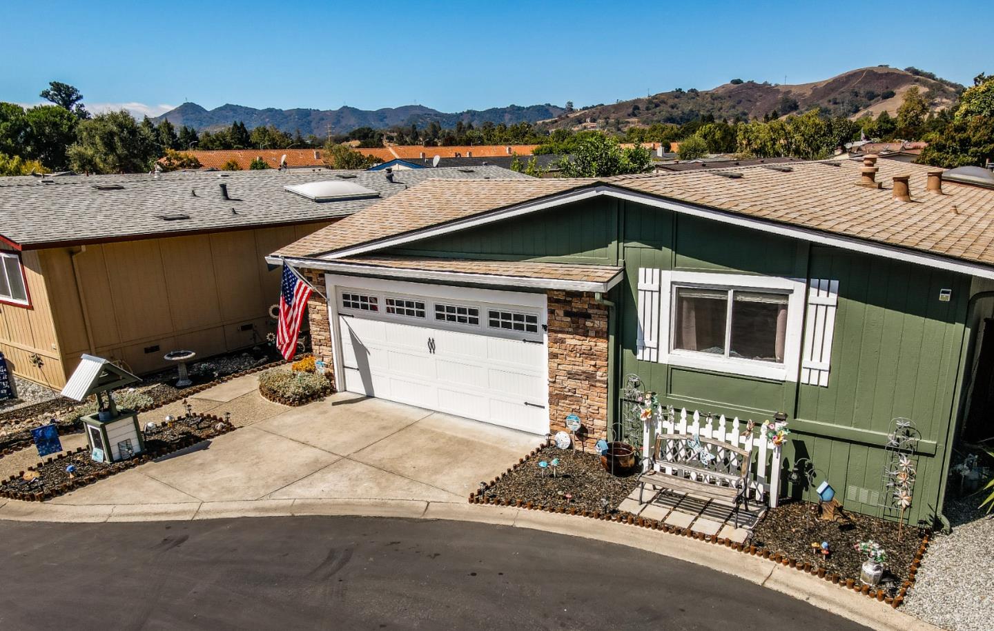 259 Forest Dr