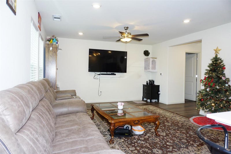 405 Greene Way