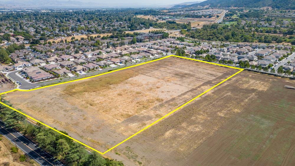 0 Hecker Pass Highway