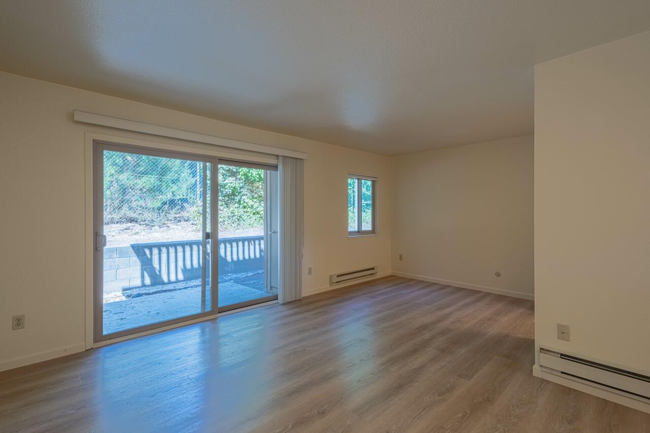 300 Glenwood Circle 189