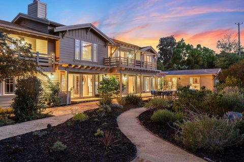 Photo of 13961 Fremont Pines Lane, LOS ALTOS HILLS, CA 94022 (MLS # ML82022817)