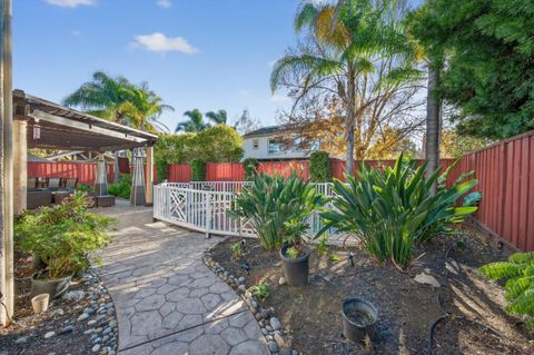 Tiny photo for 19127 Legend Court, MORGAN HILL, CA 95037 (MLS # ML82029321)