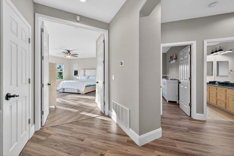 Tiny photo for 19127 Legend Court, MORGAN HILL, CA 95037 (MLS # ML82029321)