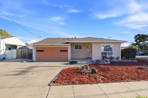 Photo of 4672 Cerritos Avenue, FREMONT, CA 94536 (MLS # ML82036760)