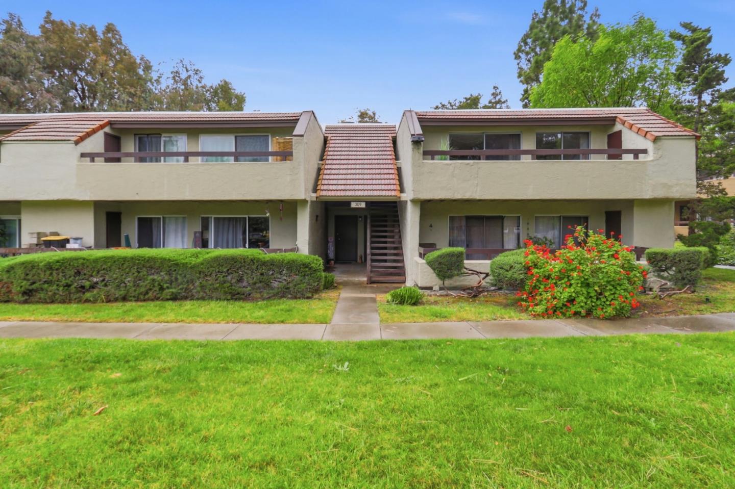 309 Tradewinds Drive 8