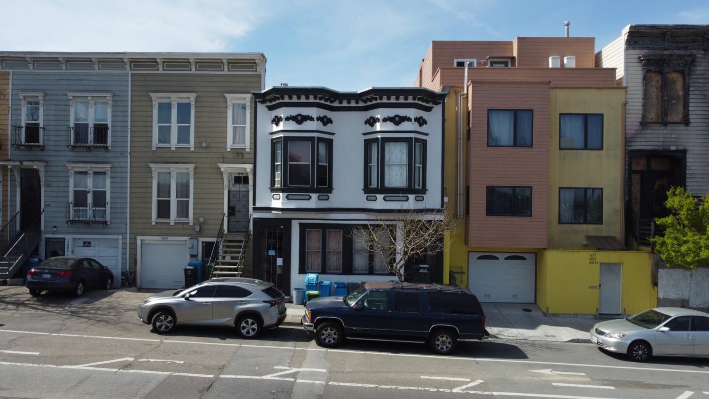 1887 Oakdale Avenue