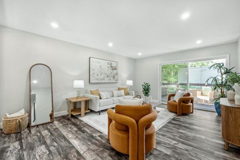 Tiny photo for 310 Tradewinds Dr #8, SAN JOSE, CA 95123 (MLS # ML82033568)