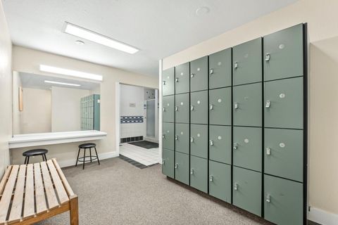 Tiny photo for 310 Tradewinds Dr #8, SAN JOSE, CA 95123 (MLS # ML82033568)