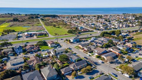 Tiny photo for 613 Grandview Boulevard, Half Moon Bay, CA 94019 (MLS # ML82032912)