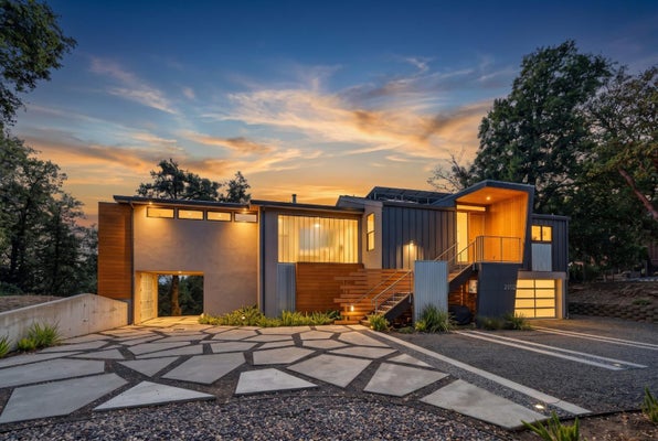 21112 SHEAR CREEK RD, LOS GATOS, CA 95033 - Image d46576c8e75897c3d3df181d6c80bd09/824007380