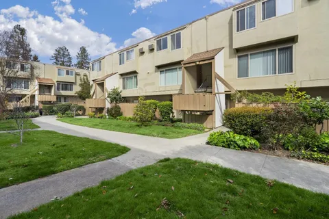380 Auburn Way Unit 9, San Jose, CA 95129 - MLS#: ML81998988