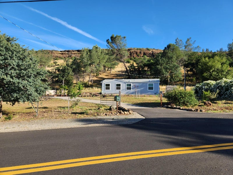 1141 Honey Run Road
