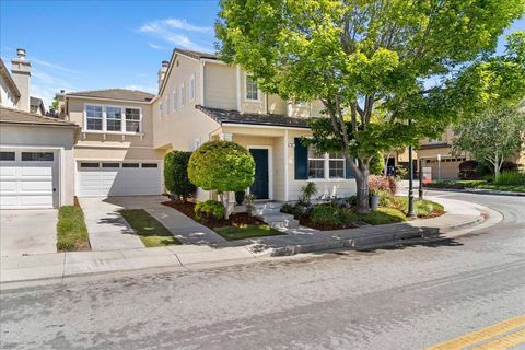 Photo of 21 La Jolla Street, WATSONVILLE, CA 95076 (MLS # ML82052556)
