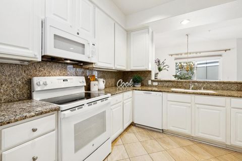 Tiny photo for 860 Meridian Bay Lane #243, FOSTER CITY, CA 94404 (MLS # ML82036341)